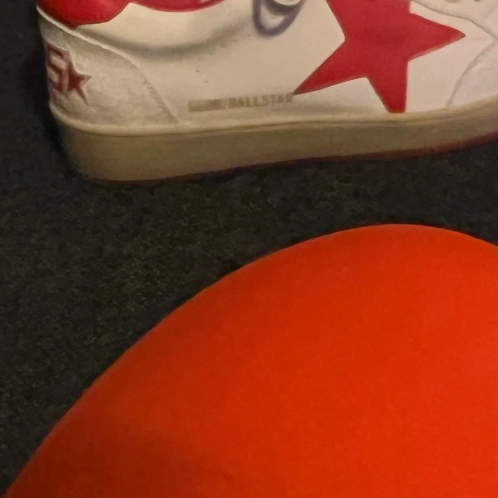 Golden Goose White and Red Sneakers Uni sex - Picture 3 of 7